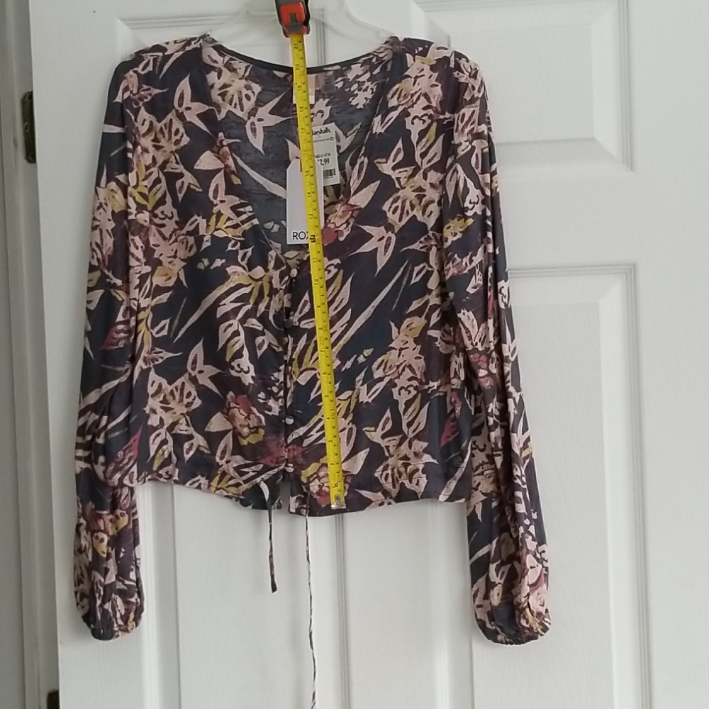 Roxy pink and grey blouse